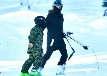 Angelina Jolie Çocuklarıyla Kayak Tatilinde