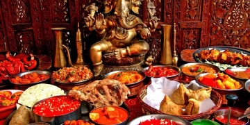 Gerek coğrafi özellikleri, gerek kültürü, gerekse tarihi eserleri ile birçok ülkeden ayrılan Hindistan, yemek kültürüyle de ayrı bir noktada yer alıyor.