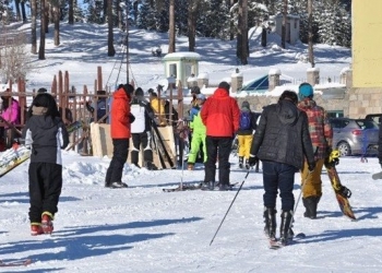 Kayak Merkezleri Doldu Taştı