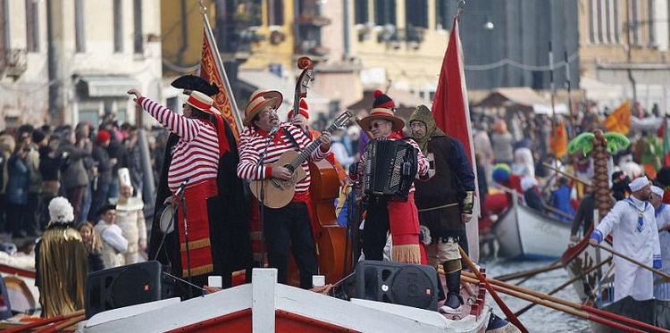 venedik karnavalı turizmtatilseyahat