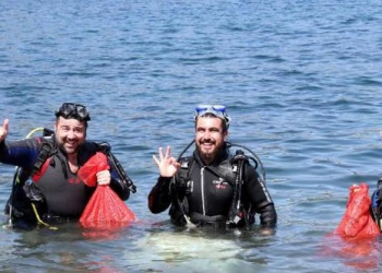 Ata Demirer Deniz Temizleme Etkinligi