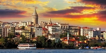 İstanbul Dünyanın Dört Bir Yanından Turist Çekiyor