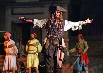Johnny Depp Disneyland Jack Sparrow