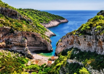 Hırvatistan Stiniva Koyu