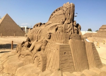 Antalya Kum Heykeli Festivalinde Troia Rüzgarı