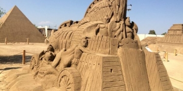 Antalya Kum Heykeli Festivalinde Troia Rüzgarı