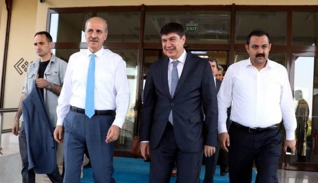 Bakan Numan Kurtulmuş