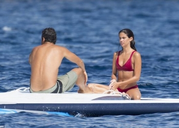 İbiza’da Aşk Tatili