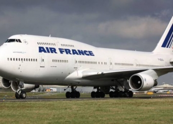 Bakan kızı, Air France’ın uçuş ekibini tutuklattı!