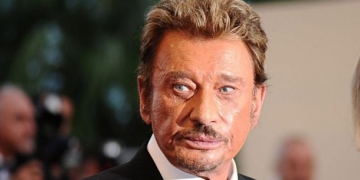 Fransız müziğinin son efsanesi Johnny Hallyday öldü
