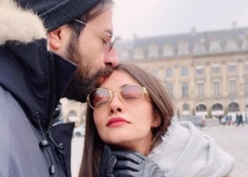 Ünlü Çiftten Paris’te Romantik Anlar