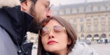 Ünlü Çiftten Paris’te Romantik Anlar