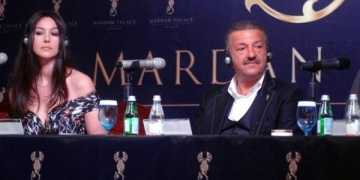 Sharon Stone, Richard Gere ve Monica Bellucci ile açılan Mardan iflasını verdi!