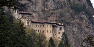 Sümela Manastırı için müthiş iddia: ABD’li NATO askerleri yağmalamış!