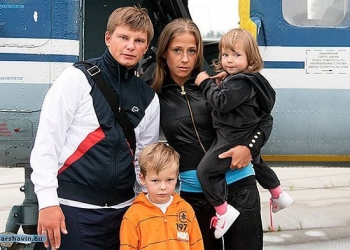 Ünlü futbolcu Andrey Arshavin’in eşi Alisa uçaktan atıldı!