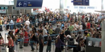 Sömestr tatili, Atatürk Havalimanı’nda yoğunluğa neden oldu!