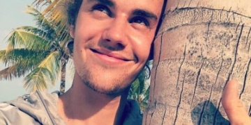 Justin Bieber ve annesinin Maldivler kaçamağı!