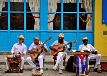 Küba’ya Avrupa Birliği’nden tam destek geldi!