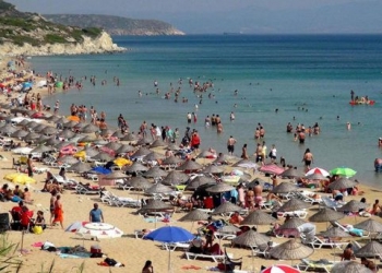 Rusların dönmesiyle dolan otellerin fiyatları artıyor!