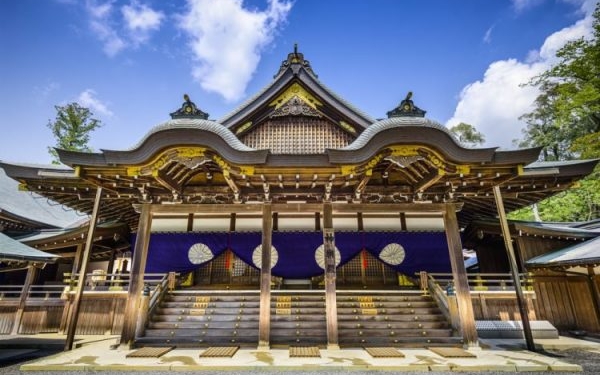 Japonlar 20 yılda yaptığı tapınak Ise Grand Shrine 600x400 1