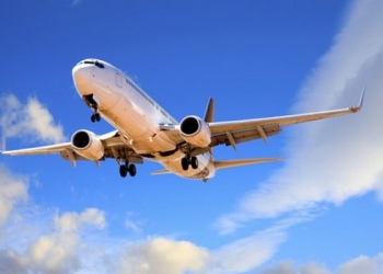 İstanbul’daki lodos, uçakların tur atmasına neden oldu!