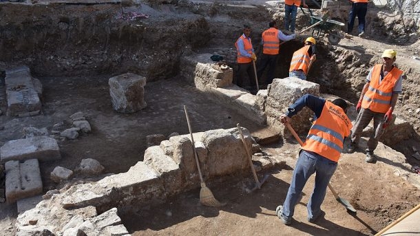 Bodrumdaki kazida Genc Romaya ait kalintılar bulundu 610x343