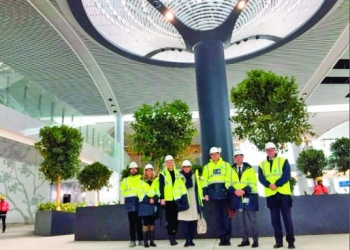 Büyükelçiler inceledikleri Yeni Havalimanı’na hayran kaldı