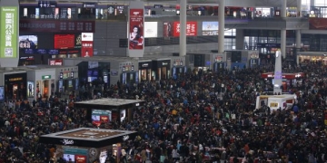 Sosyal Kredi Sistemi notu düşük olan Çinli uçamayacak!