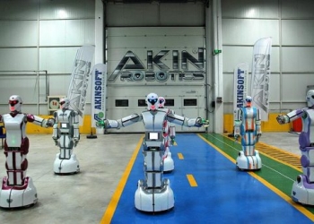 ‘Mini Robot Ada’ Yeni Havalimanı’nda göreve talip oldu!