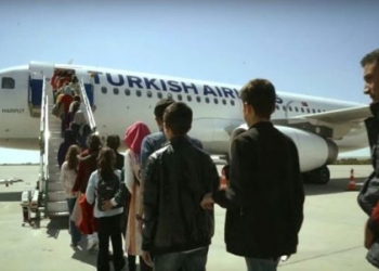 THY’nin 23 Nisan projesiyle çocuklar ilk kez uçağa bindi!