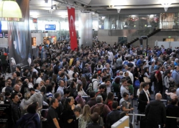 Türkiye'ye havayolu ile gelen turist sayısı 20.7 milyona ulaştı