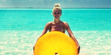 Dilara Öztunç’un bitmeyen Maldivler tatili kıskandırıyor!