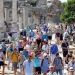 Türkiye'yi ziyaret eden turist sayısı yüzde 32 arttı 12 Türkiye'ye 180 ülkeden 7.8 milyon turist geldi!