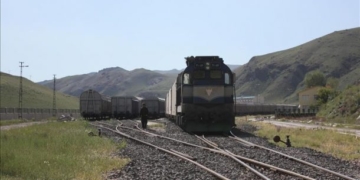 İranlı turistler Van’a artık trenle de gelecek!