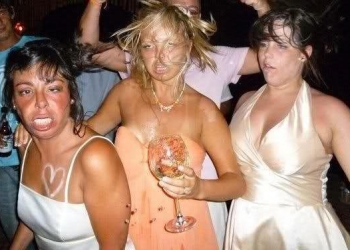 İspanya'nın ünlü adası Mallorca'da 'sarhoş turizmi'ne savaş açıldı!