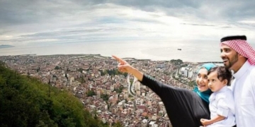 İstanbul’a gelen 4 turistten birisi Arap oldu!