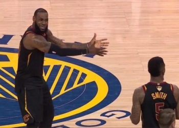 NBA finalinde Jr Smith’in hatası Cavaliers’a pahalıya mal oldu!