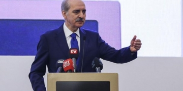 Bakan Kurtulmuş: Bu yıl 40 milyon turist hedefine ulaşacağız