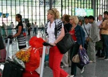 Rus turizmcilerin tepki gösterdiği yasa tasarısı geri çekildi!