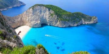 Çipras, Yunanistan’ın turizmdeki dönüşüm planını açıkladı!