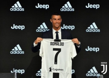Juventus'a imzayı atan Ronaldo: İz bırakmak istiyorum 10 Juventus’a imzayı atan Ronaldo: İz bırakmak istiyorum