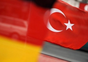 “Türkiye’ye gitmeyin” diyen Almanya, seyahat uyarısını hafifletti!