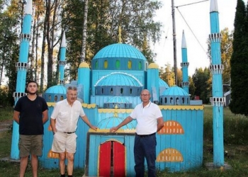 İstanbul’a aşık olan ressam, İsveç’te ‘Küçük İstanbul’u kurdu!