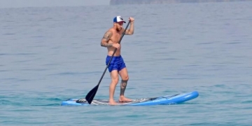 Messi ve Fabregas İspanyol Adası İbiza’da, İsco Barbodos’ta tatilin keyfini çıkarıyor!