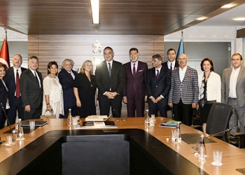 TTYD Başkanı Oya Narin, Turizm Bakanı Mehmet Ersoy'a önerilerde bulundu!