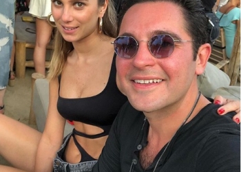 Hacı Sabancı ve Nazlı Kayı Yunan Adası Mykonos’ta tatil yapıyor!