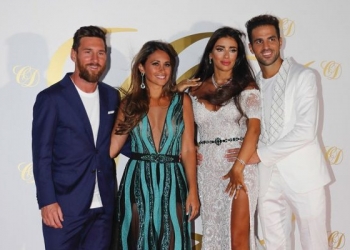 İspanyol Adası İbiza, Fabregas'ın düğününde Messi ve arkadaşlarına ev sahipliği yaptı! 11 İspanyol Adası İbiza, Fabregas’ın düğününde Messi ve arkadaşlarına ev sahipliği yaptı!