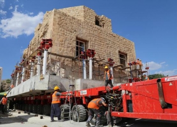 650 yıllık 1600 ton ağırlındaki tarihi Artuklu Hamamı taşınıyor!