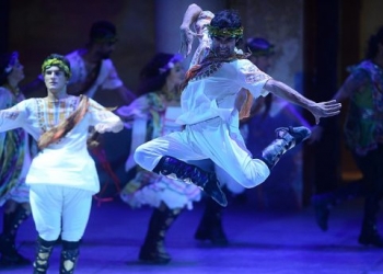 Antalya Anadolu Ateşi’nin ‘Troya’sı ile büyülendi!