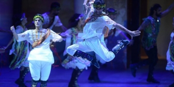 Antalya Anadolu Ateşi’nin ‘Troya’sı ile büyülendi!